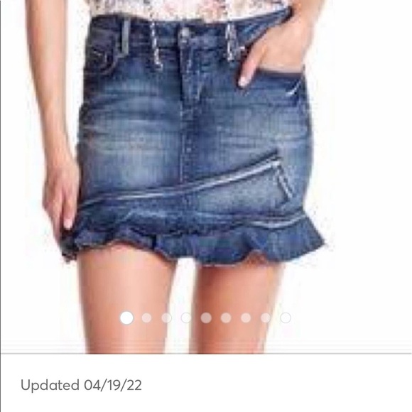 Jessica Simpson Kiss Me Ruffle Denim Mini Skirt size 28 - Picture 2 of 7